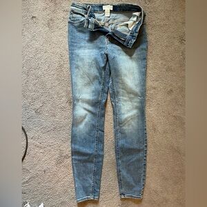 H&M Light Blue Skinny Jeans
